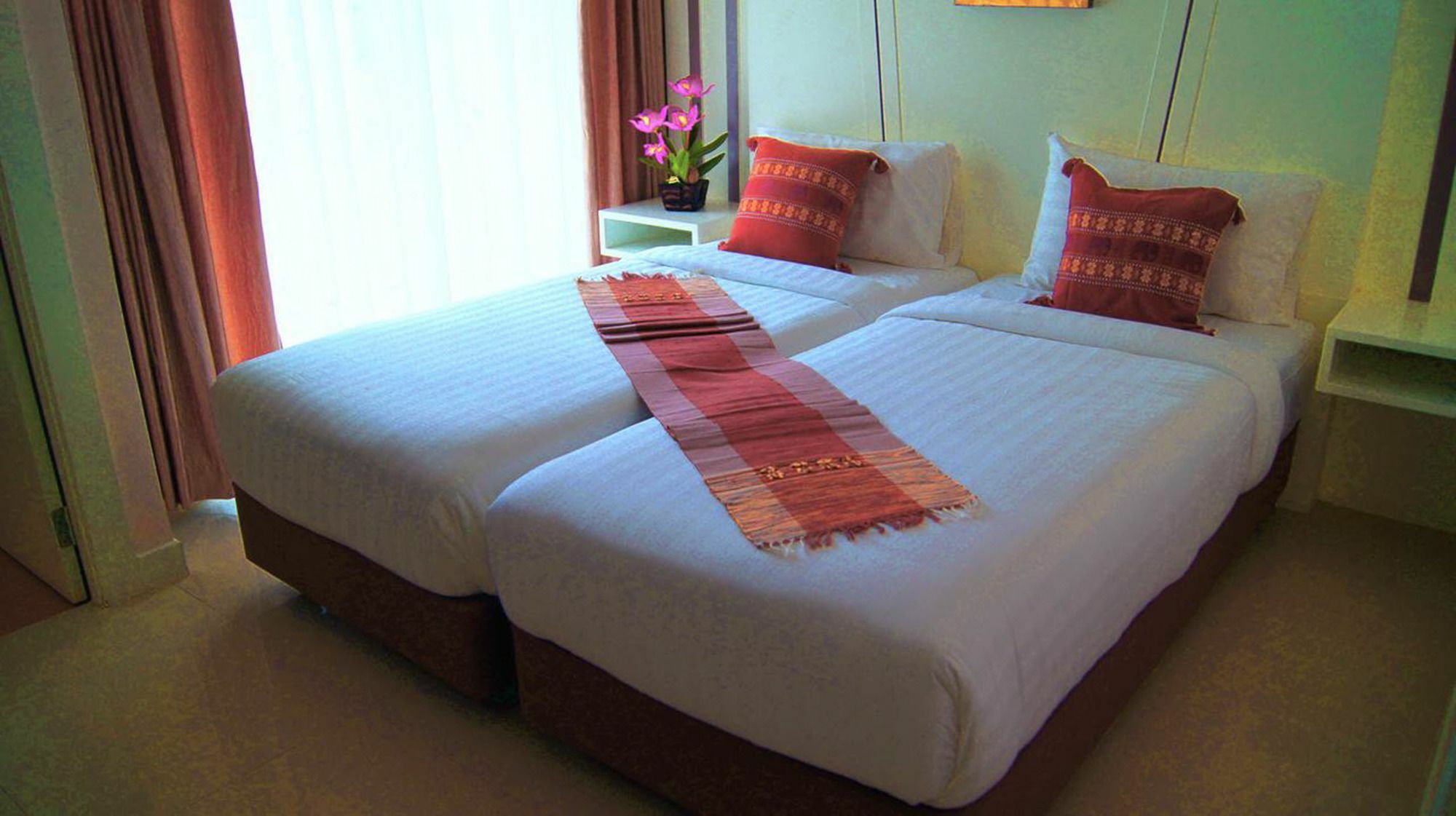 J Sweet Dream Boutique Hotel Phuket パトン エクステリア 写真