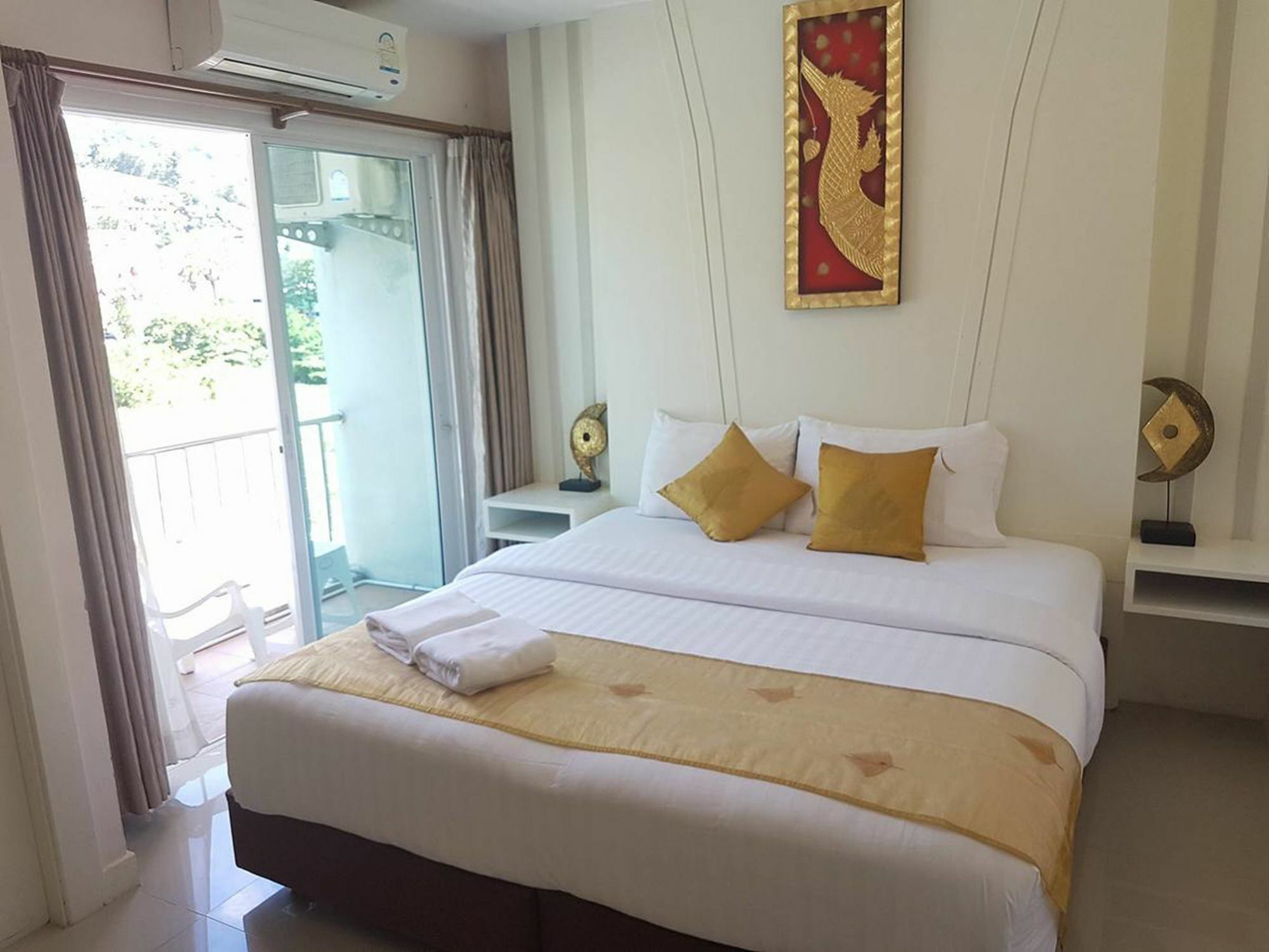 J Sweet Dream Boutique Hotel Phuket パトン エクステリア 写真